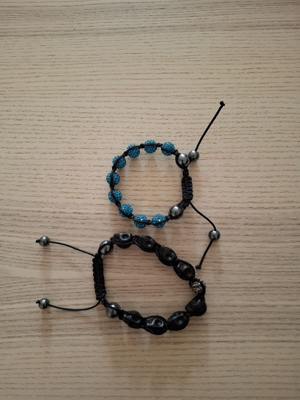 Bracelets: Bracelets ancienne mode – D'occasion à Ebikon par Jayjay60123027