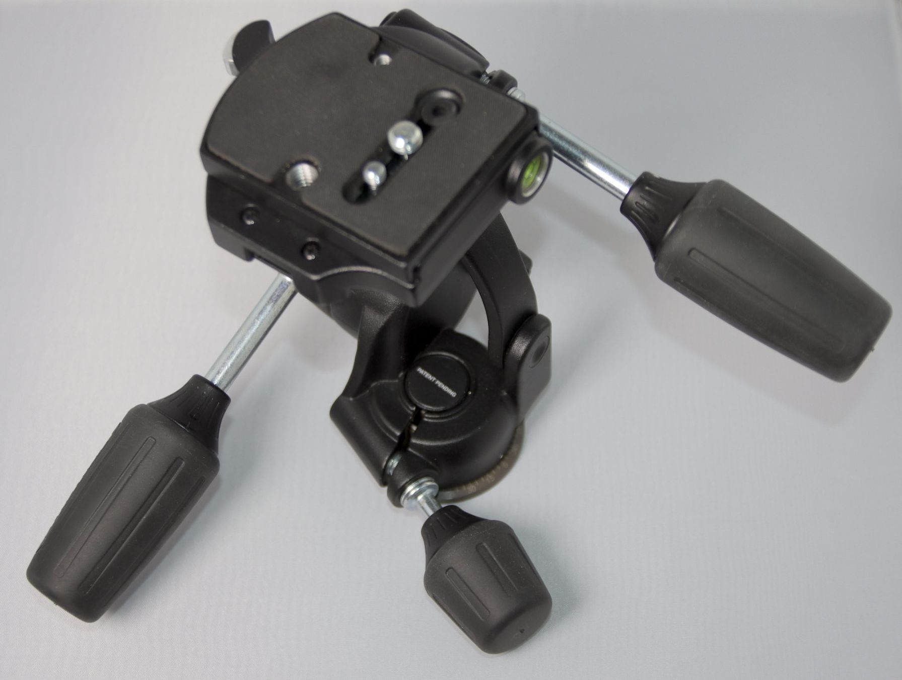 Manfrotto Treppiedi & Teste: Manfrotto 3-Wege-Neiger Typ:808RC4 – Usato da Rotkreuz venduto da Jolijos 3