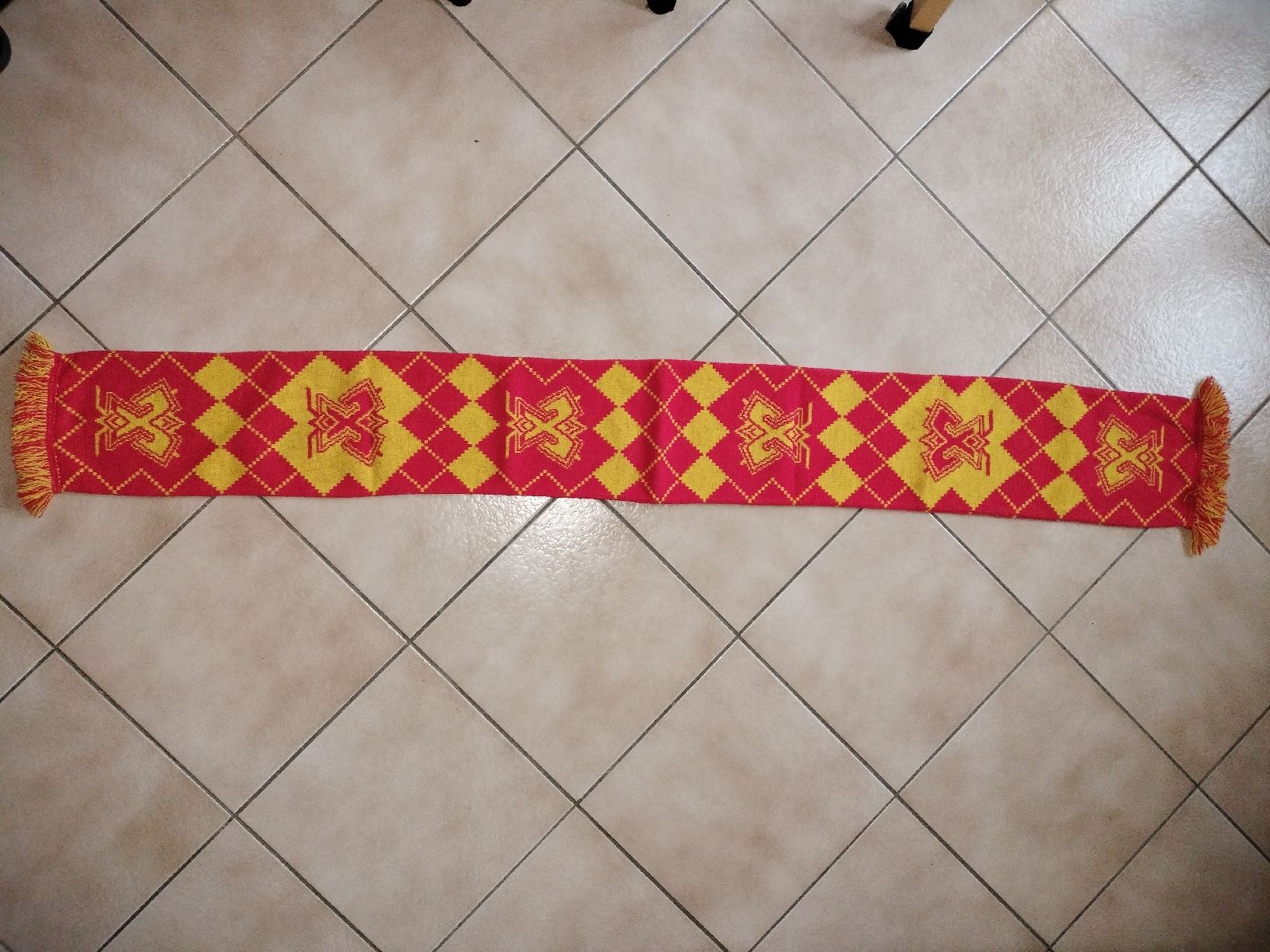Foulard & Sciarpe: Alter Eishockey Kult Schal EHC Biel – Usato da Schwanden Sigrisw venduto da cadieux71 1
