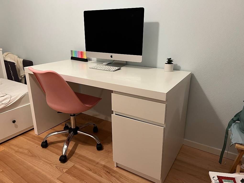 Ikea Schreibtische: Ikea Malm Schreibtisch – Gebraucht aus Pfäffikon ZH von Vegas2010 2