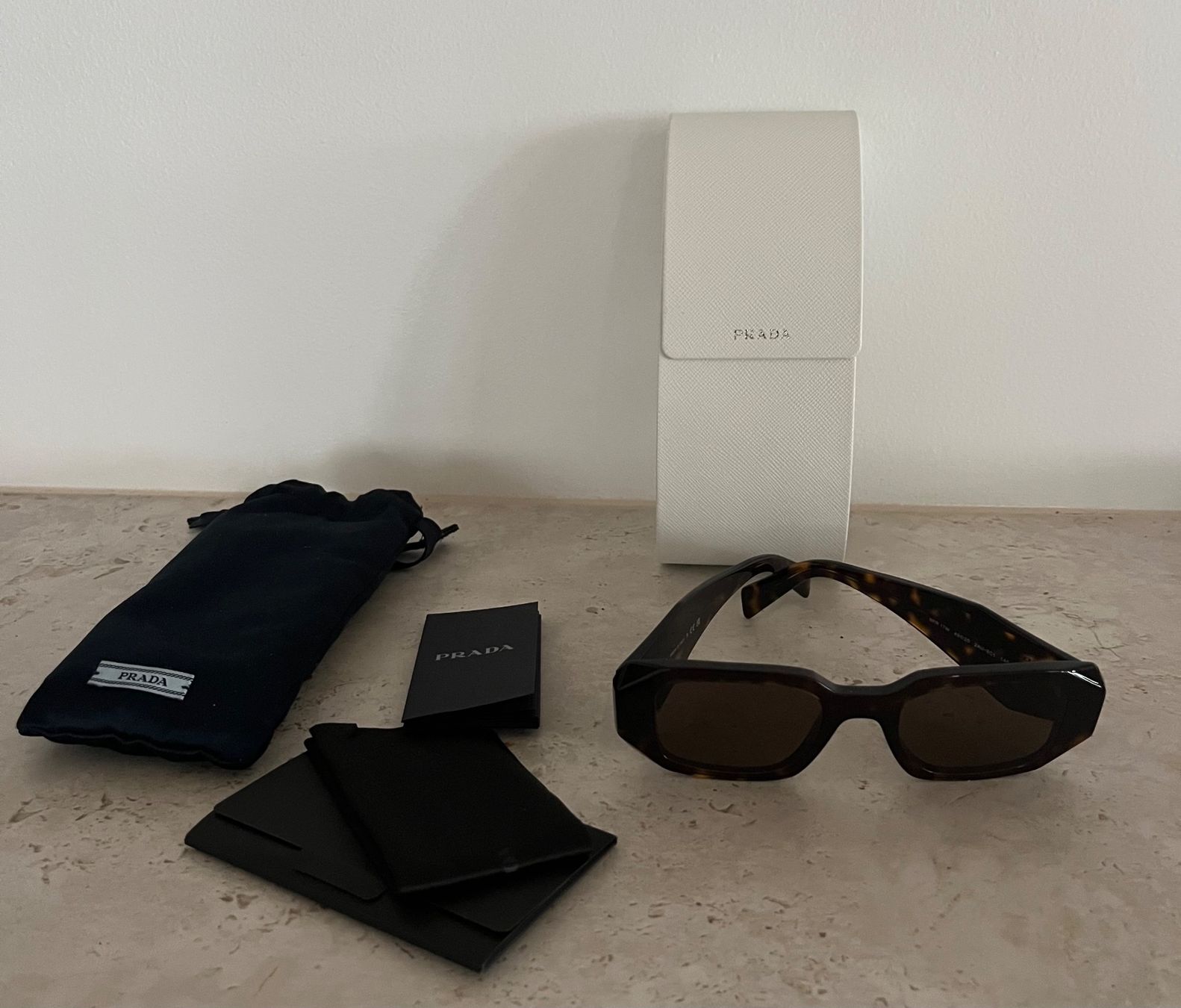 Michael Kors Occhiali & Lenti: Prada coole SONNENBRILLE - selten getragen - – Usato da Jona venduto da vanessasupermarket20 4