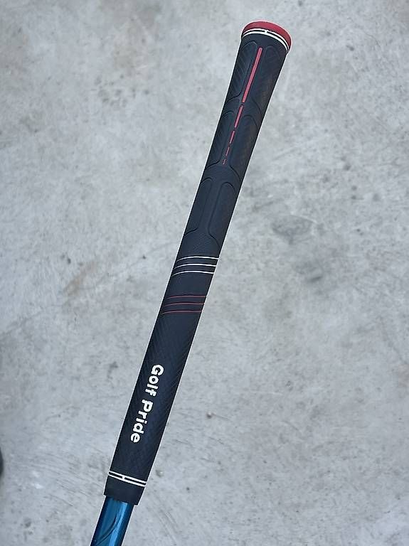 Callaway Schläger & Sets: Callaway Rogue Holz 4 stiff – Gebraucht aus Bern von mia_8nfn 4