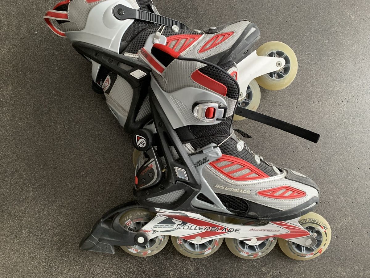 Pattini in linea & Pattini a rotelle: Rollerblade Grösse 42,5  – Usato da Thun venduto da Chrabu 1
