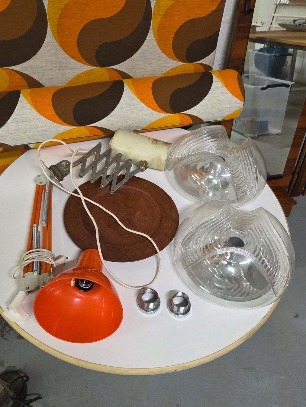 Vitra Tavoli: Möbellot inkl Vitra- Tisch / Eames / Herman Miller – Usato da Zürich venduto da PeterPanama 2