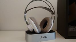 AKG K701 Professionelle Studiokopfhörer, offenes Design