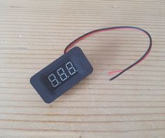 BMW E30 Spannungs Anzeige 12V