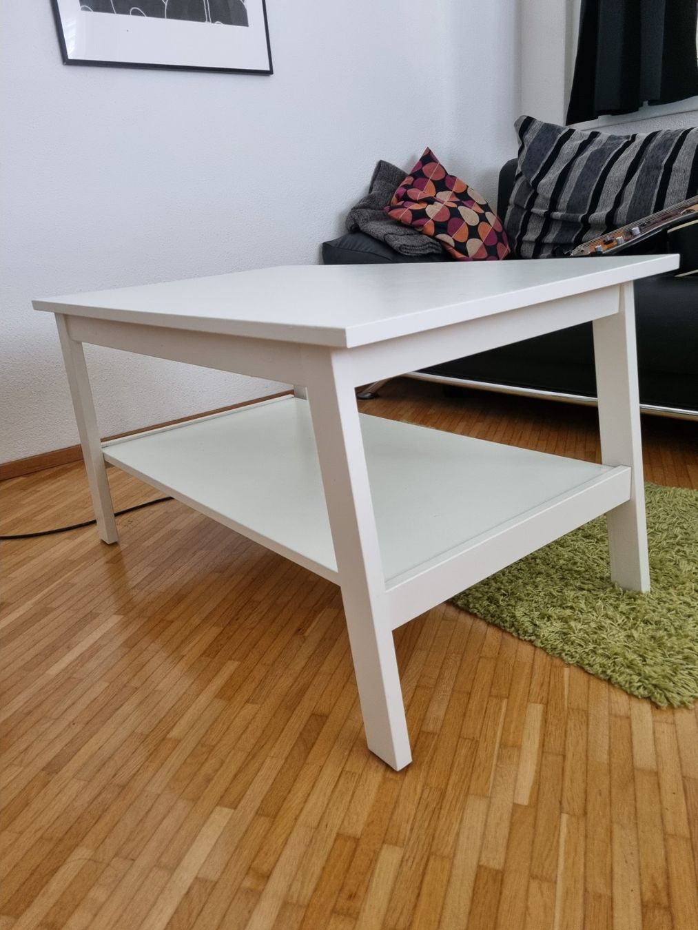 Ikea Tavoli: Sofatisch weiss – Usato da Luzern venduto da Pantone208