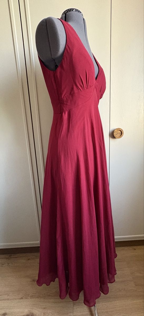 Vestiti: Abendkleid Bordeaux – Usato da Oensingen venduto da Chicotus 1