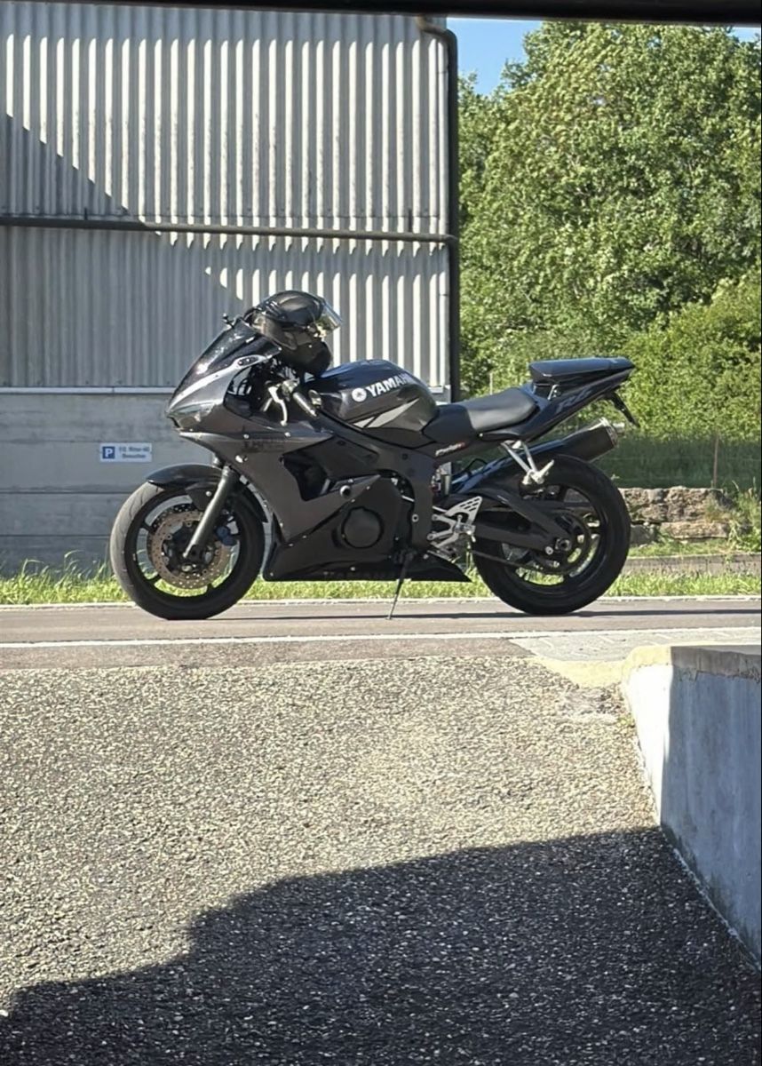 Yamaha Route: Yamaha r6 – D'occasion à Gretzenbach par Ghost1236 1