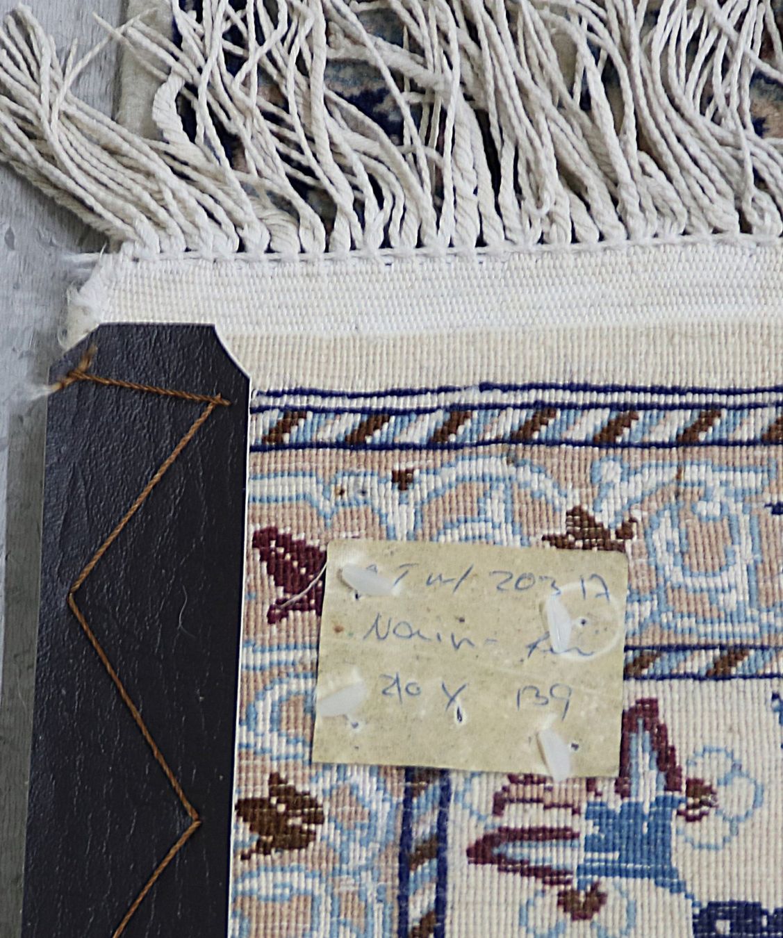 Teppiche: Teppich mit Blumenmuster – Gebraucht aus Volketswil von brockipfannenstil 7