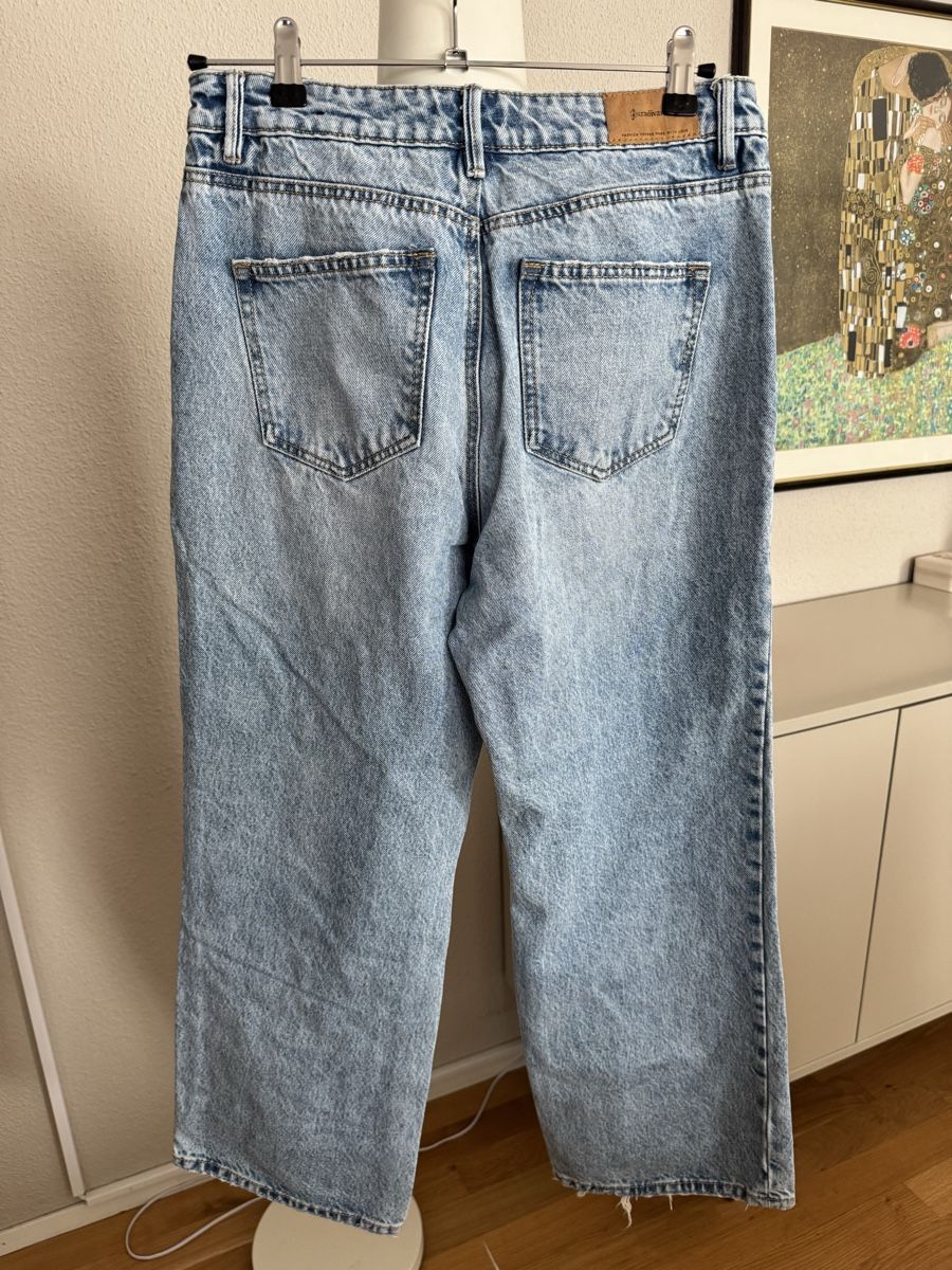 Stradivarius Jeans: Stradivarius Jeans Grösse 40 – Usato da Galgenen venduto da Vintluxe 1