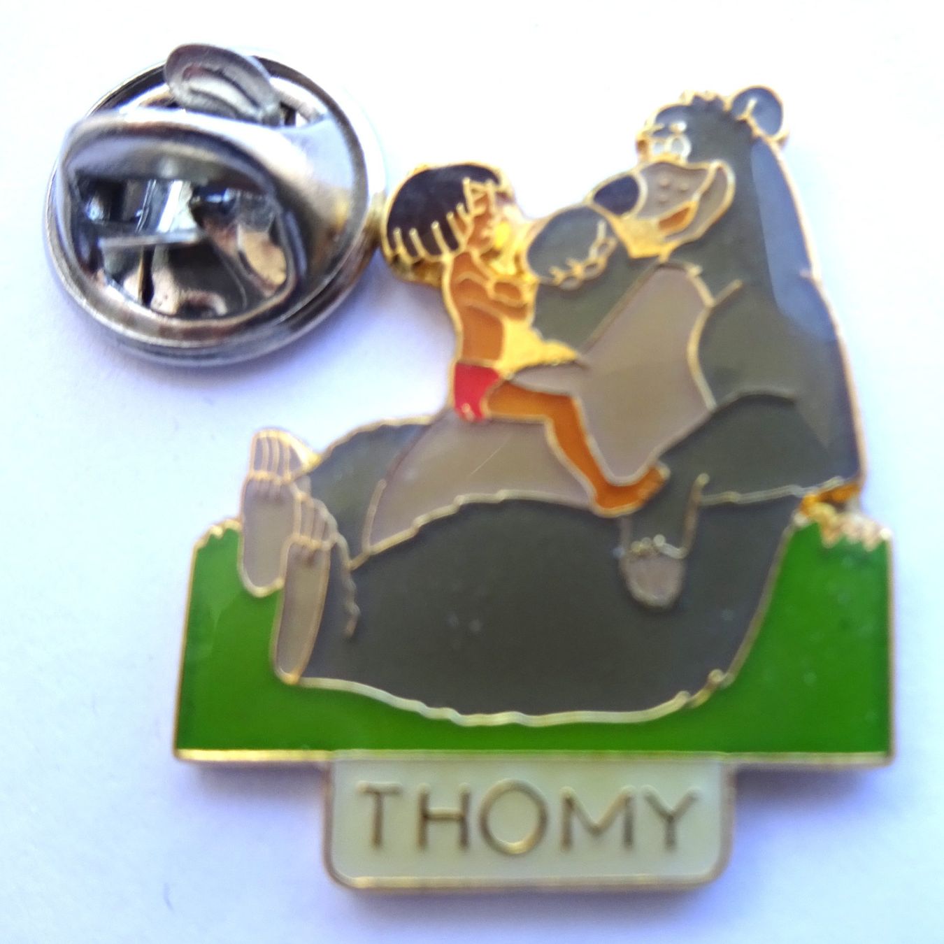 Plaketten & Abzeichen: Pin THOMY Bär – Gebraucht aus Utzenstorf von BUtter81