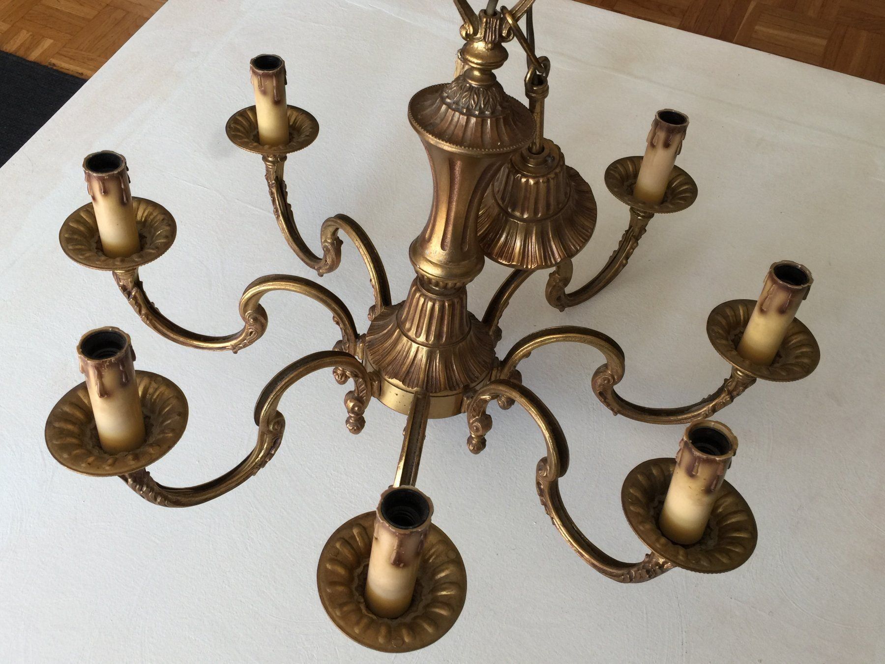 Lampadari & plafoniere: Lustre en bronze 8 branches – Usato da Cossonay-ville venduto da Super-Price-Quality 7