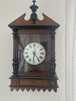 Antike Wanduhr