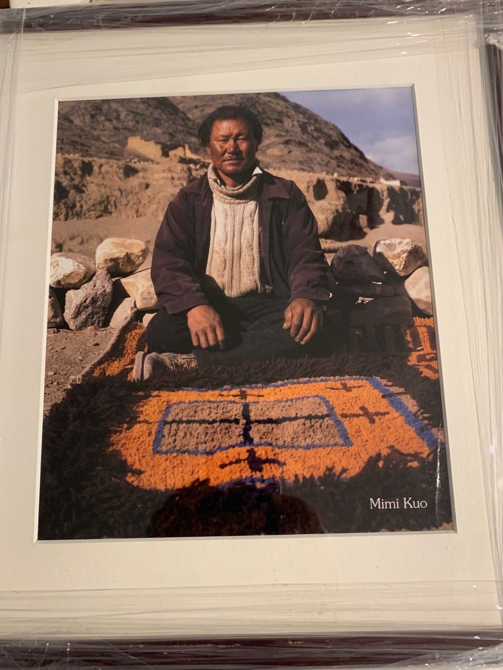 Poster & Bilder: Tibetan Carpet Maker – Gebraucht aus Rossiniere von mar_h9d6