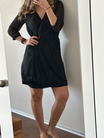 Kleid schwarz mit Wickeloptik, Grösse 36