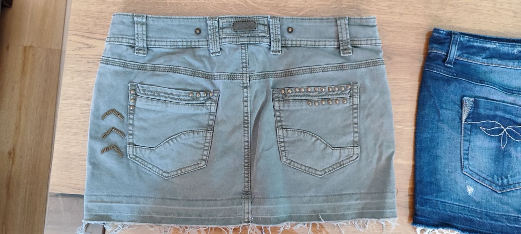 Gonne: Damen Jeans Rock kurz – Usato da Chur venduto da djovanna 4