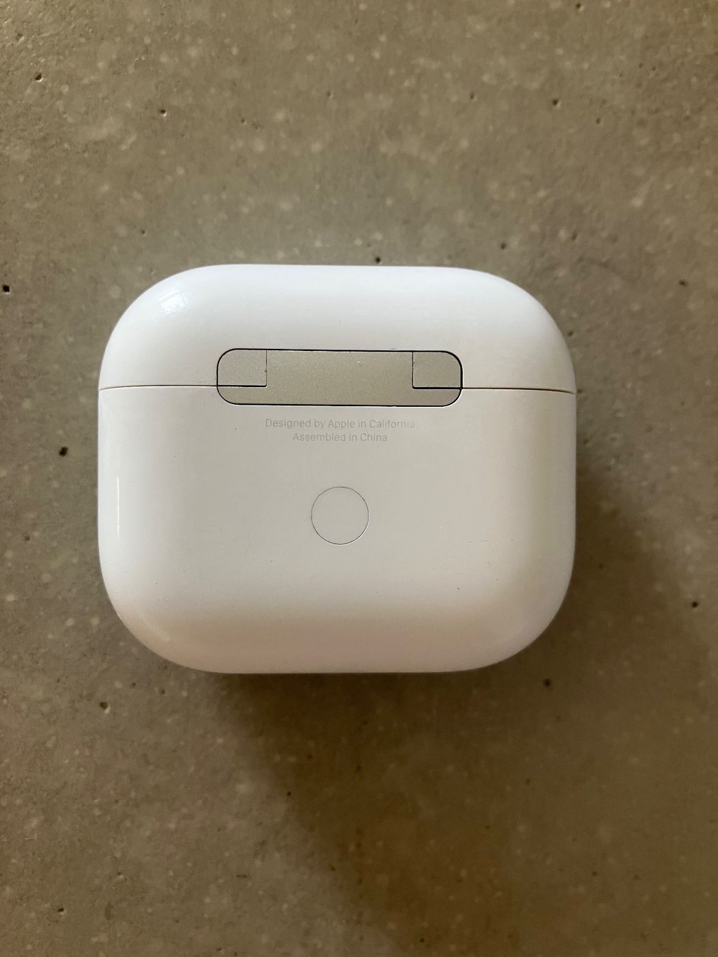 Apple Cuffie: Apple AirPods 3 Case – Usato da Lausanne venduto da mr.v 2