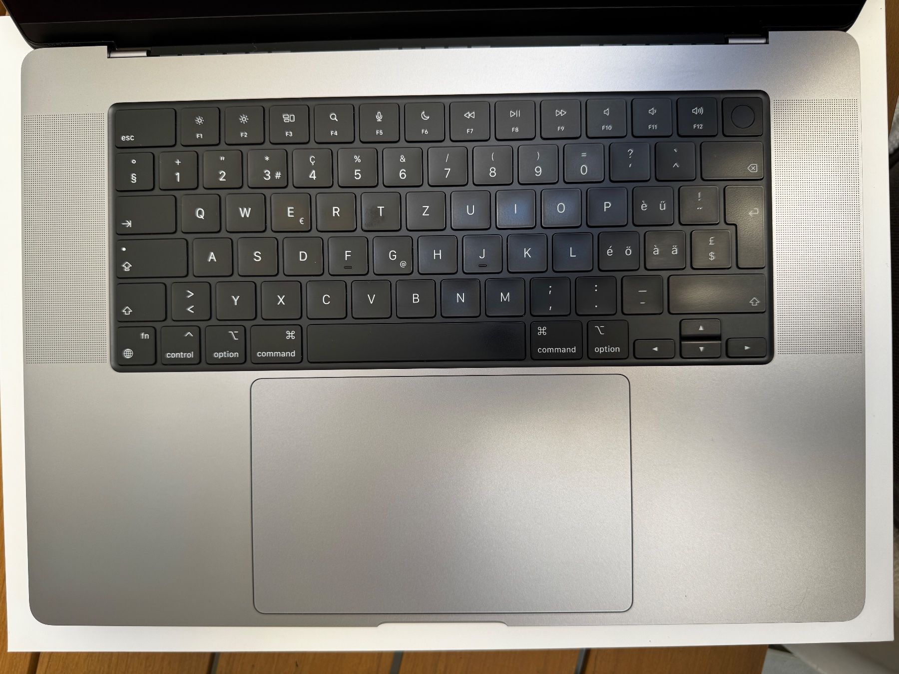 Apple Notebooks: MacBook Pro 16" M1 Pro – Gebraucht aus Salmsach von  7
