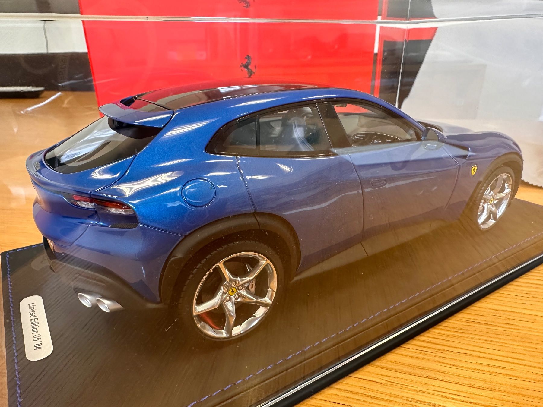 BBR Models Modellautos: Ferrari  Purosangue 1/18 blu corsa – Neu und originalverpackt aus Stein AR von Krabbe2 2