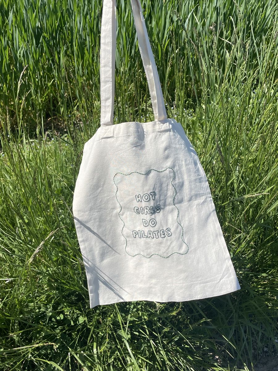 Borse: Tote bag Pilates brodé à la main – Nuovo e nell'imballaggio originale da Nyon venduto da laralc 2