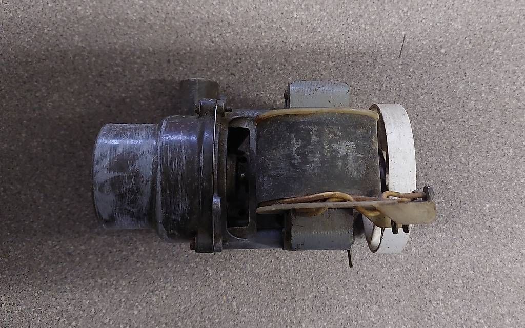 Pompe & Parti di ricambio: Petite pompe à eau 220 Volts – Usato da Morges venduto da pha_9xnc 3