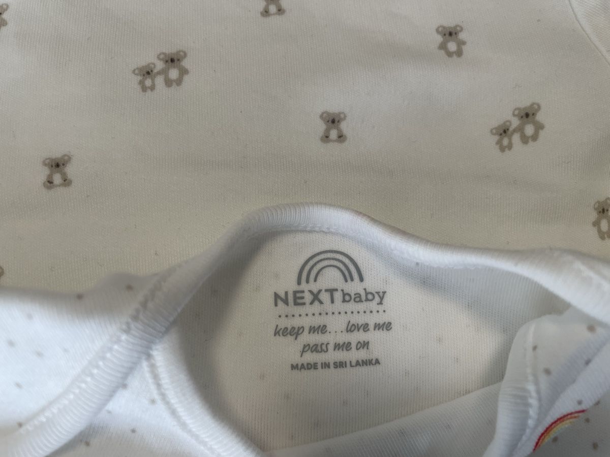 Next Lotti & Set di vestiti: Next Bodys neu – Nuovo e nell'imballaggio originale da Ipsach venduto da takacseni 1