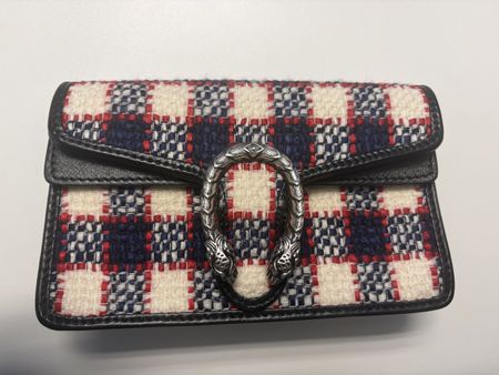 Elegante Mini Gucci Dionysus Tweed Tasche – Ein Hingucker!
