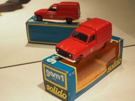 Renault R4 Kastenwagen Feuerwehr Paris - Solido