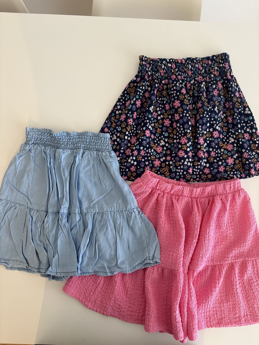 Lotti & Set di vestiti: Sommerkleiderpaket 122/128 – Usato da Herisau venduto da sen_8w8b 5