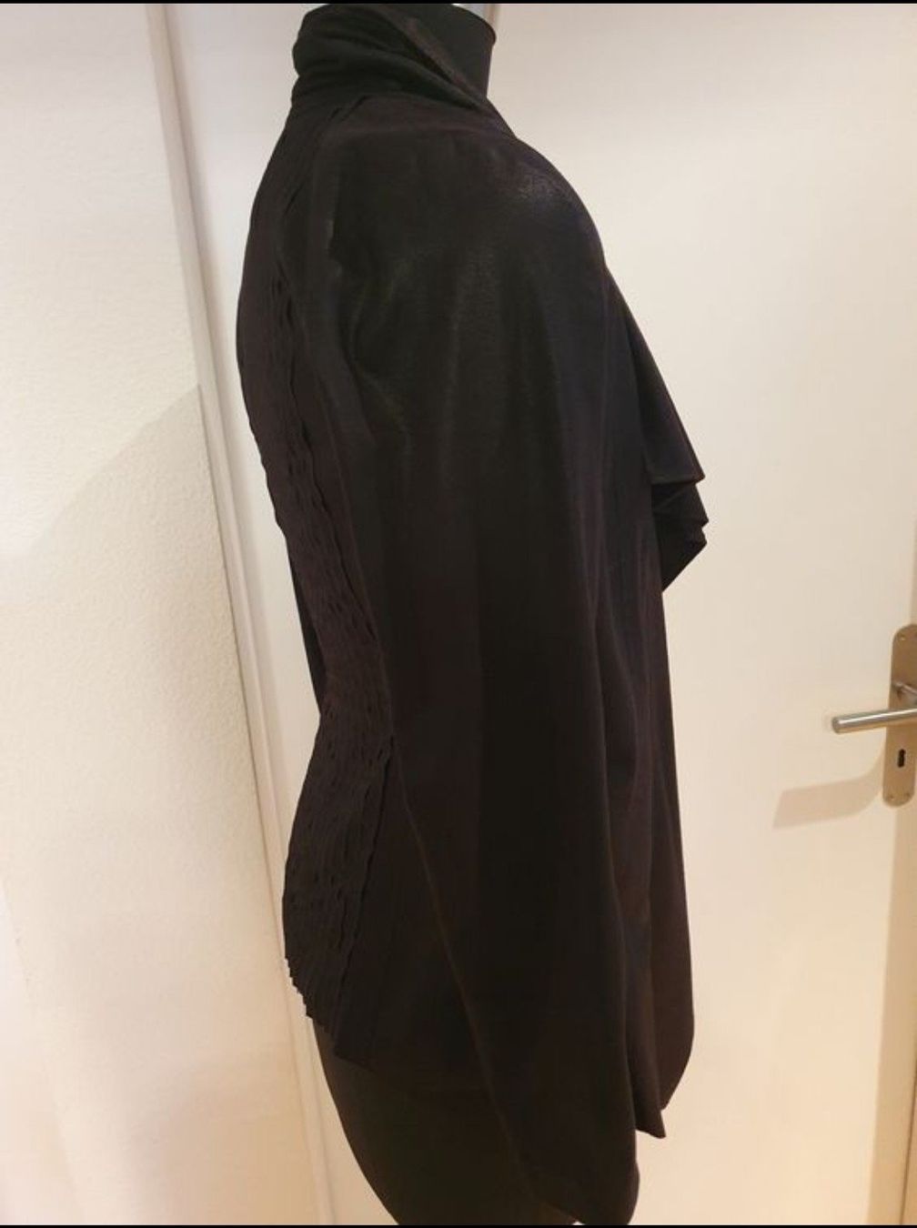 Marc Cain Jacken: Jacke / Blazer Marc Cain in dunkelblau – Gebraucht aus Pfäffikon ZH von siae 2
