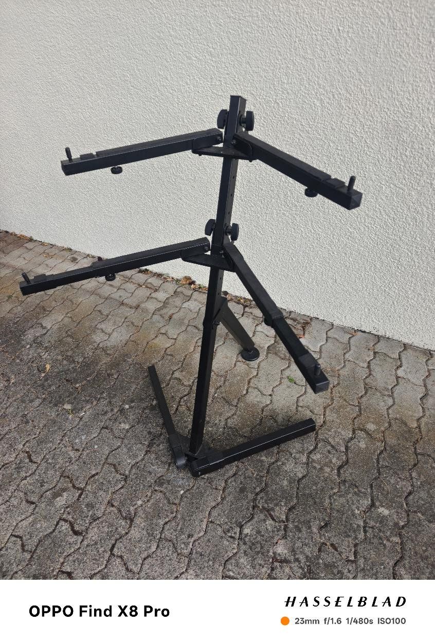 Instrumenten-& Notenständer: Keyboard Ständer Quicklok – Gebraucht aus Seuzach von Markleeroy 5