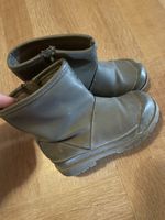 Kinder Stiefel grau Grösse 22 gebrauchter Zustand
