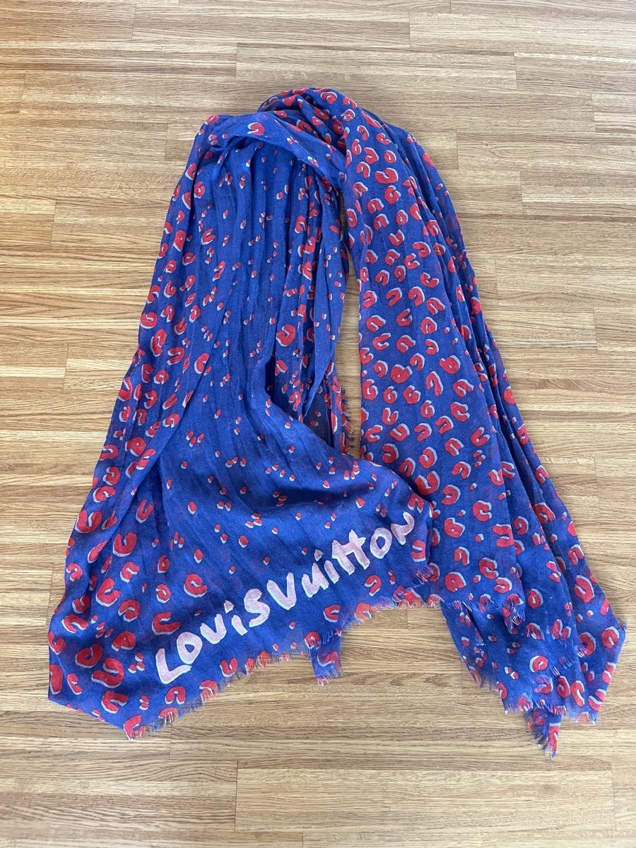 Louis Vuitton Foulard & Sciarpe: LOUIS VUITTON x STEPHEN SPROUSE Schal Leo – Usato da Küsnacht ZH venduto da madrilena77 1