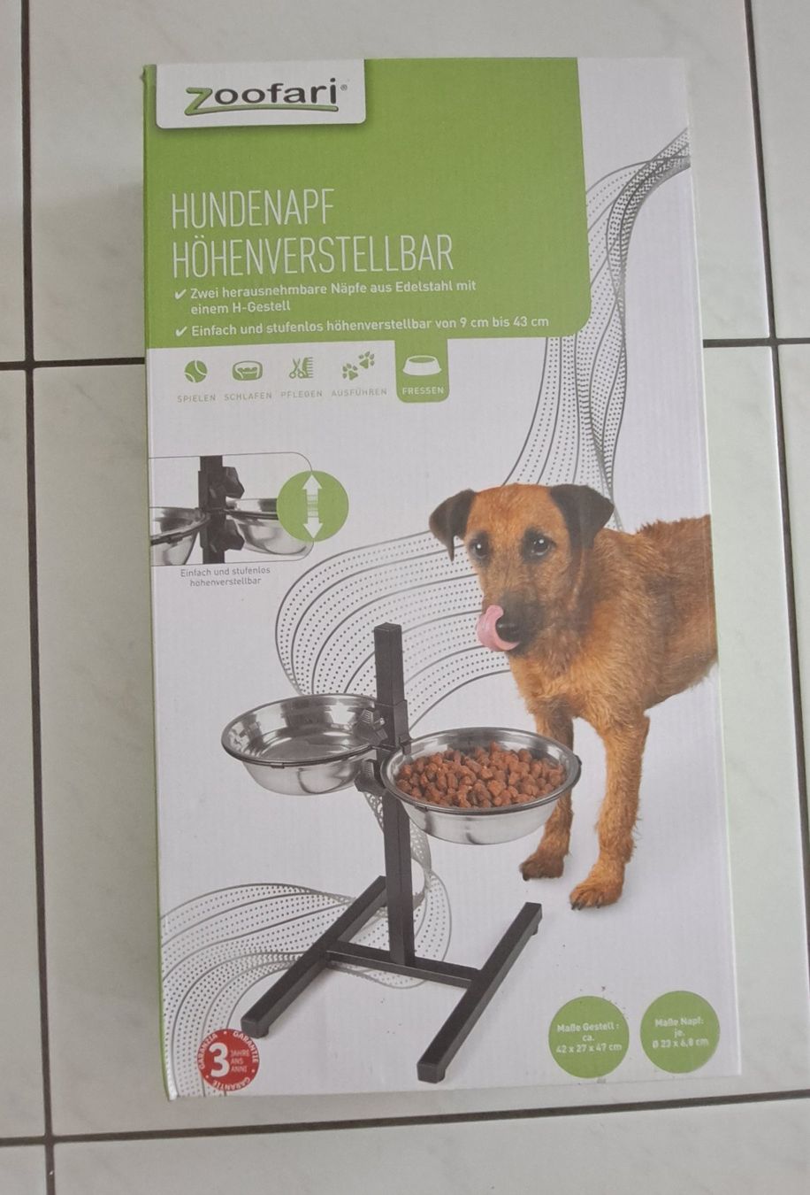 Mangimi: Hunde Napfständer höhenverstellbar NEU – Nuovo e nell'imballaggio originale da Oftringen venduto da Offers 2