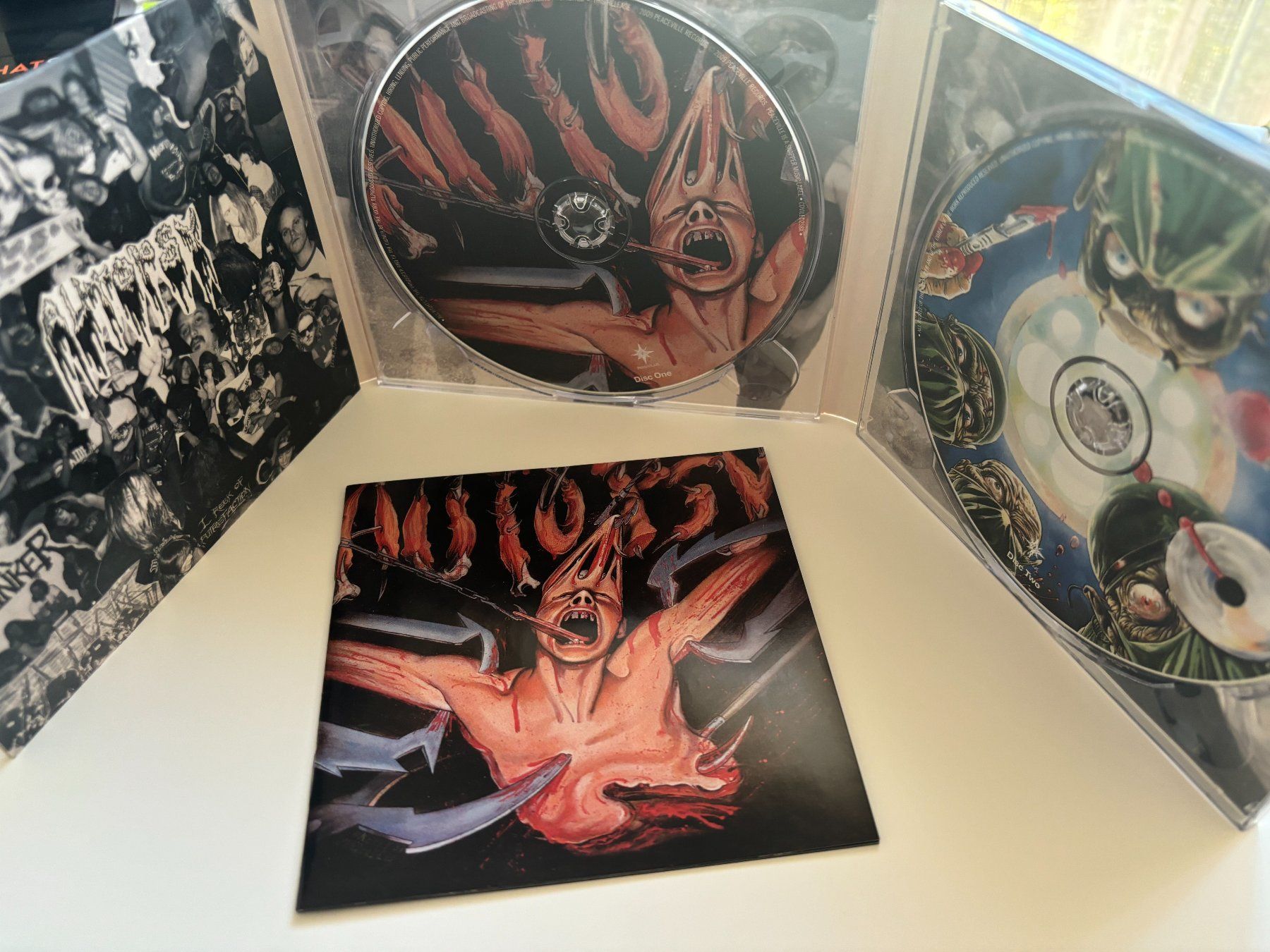 CD: AUTOPSY - Severed Survival - Re-Release 2 CD Digipak – Usato da Luzern venduto da cole.trickle 2