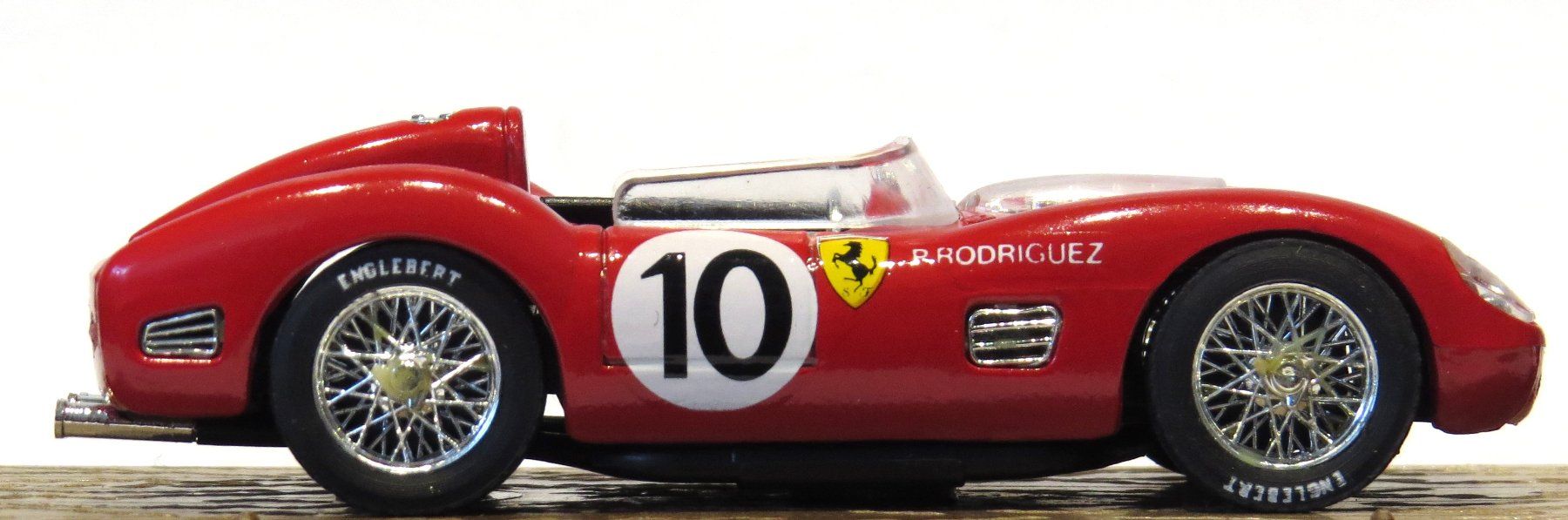Ferrari Modellautos: 1:43 Ferrari 250 TRS 1960 – Defekt aus Ettingen von campione_1