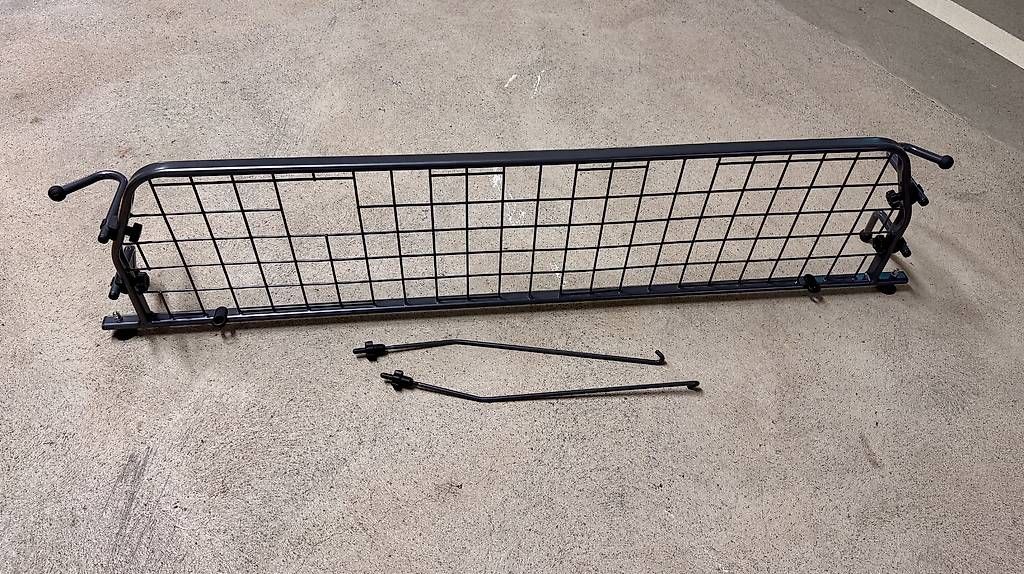 Gabbie, trasporto & Sicurezza: Trenngitter / Schutzgitter Renault Espace – Usato da Rorschach venduto da EnnosFlohmarkt 1
