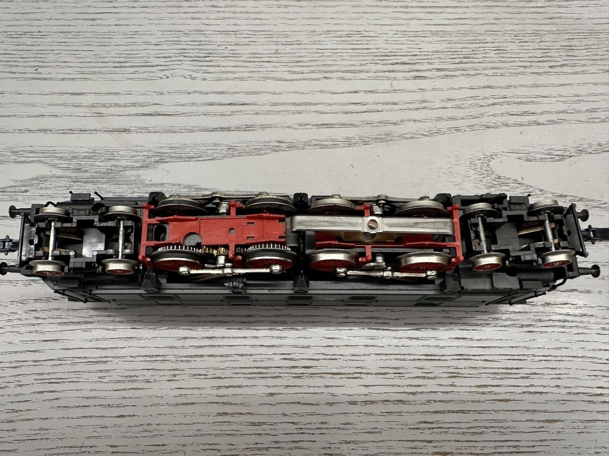 Märklin Modellini di ferrovie: Märklin 3366 DB BR 152 – Usato da Lupsingen venduto da New-Haven 5