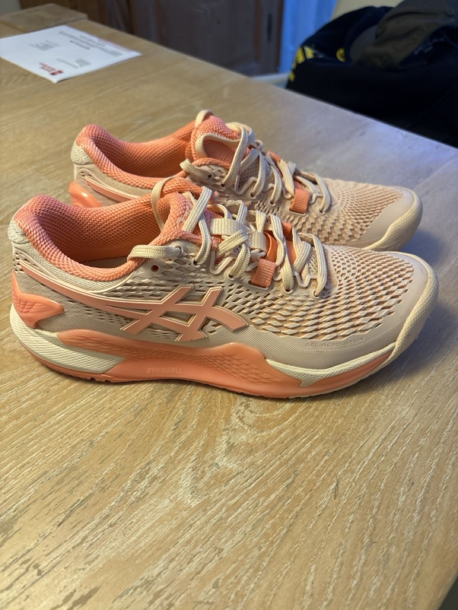 Asics Scarpe da donna: Asics Tennisschuhe 37 – Usato da Ipsach venduto da Wn20133