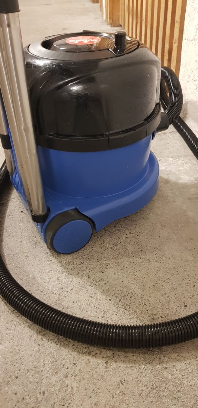Wetrok Aspirapolveri & Accessori: Wibis/Taski/Wetrok Staubsauger – Usato da Zürich venduto da fiat72 2