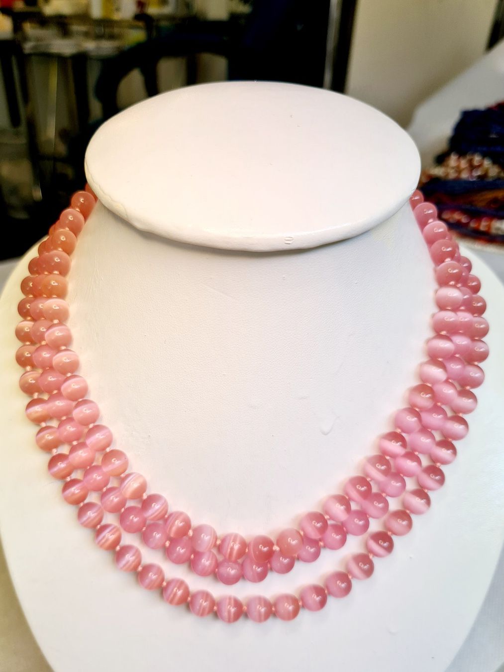 Catenine: Collier rose 3-reihig mit ovalem Cabochon, neu – Nuovo (secondo la descrizione) da Zürich venduto da benedikt12 8
