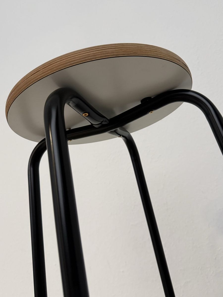 Jan Kurtz Hocker: Paris Barhocker, Jan Kurtz H 75cm – Neu (gemäss Beschreibung) aus Luzern von altbau 1