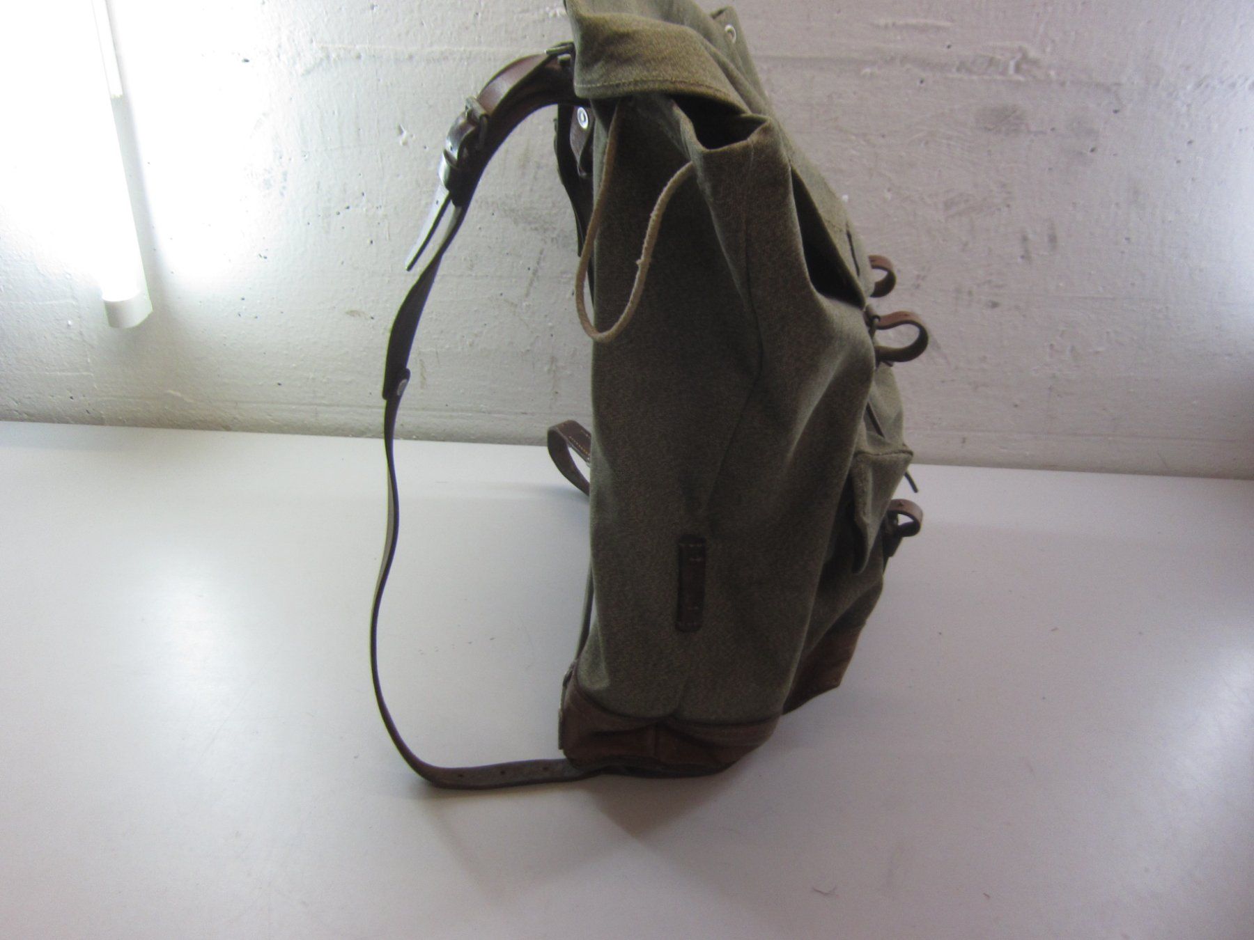 Schweizer Armee Zaini: Militärrucksack 1961 – Usato da Kilchberg ZH venduto da Cuculus1 2