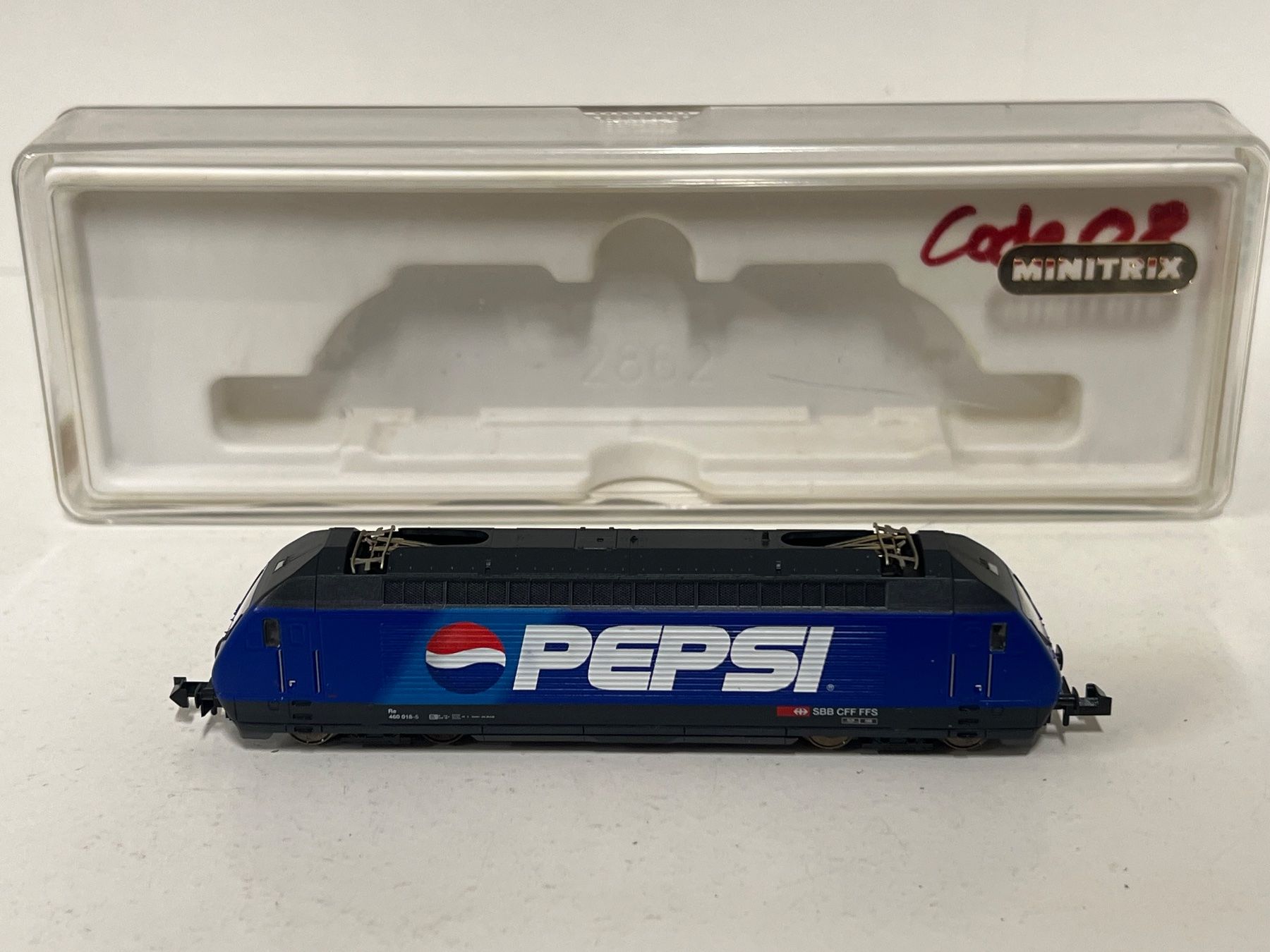 Trix Modellini di ferrovie: Minitrix SBB CFF FFS Lokomotive 460, Pepsi Design Digital – Usato da Geroldswil venduto da TopTrain54
