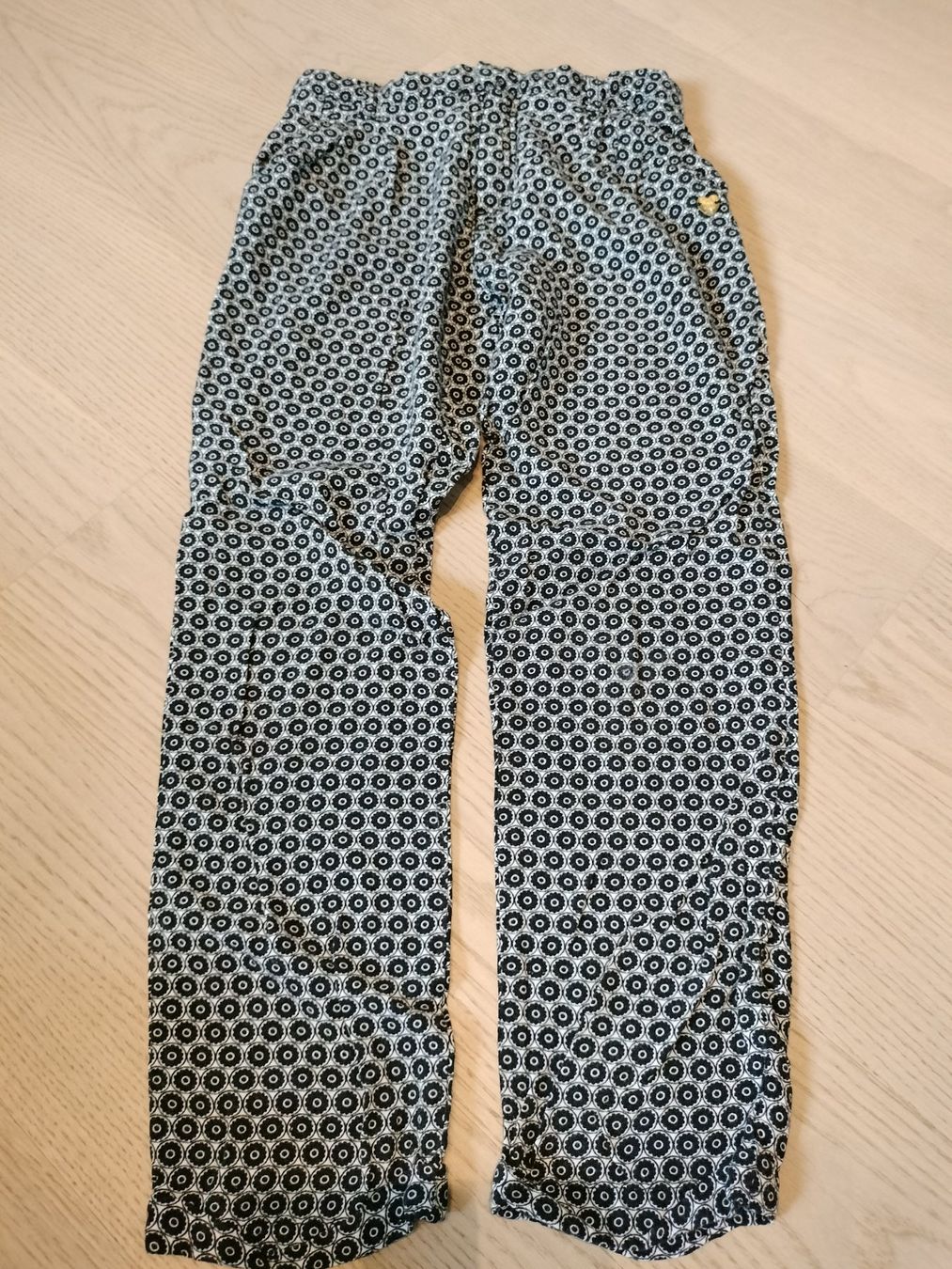 Pantaloni: luftige Sommerhose Grösse 128 – Usato da Neftenbach venduto da TheKringel