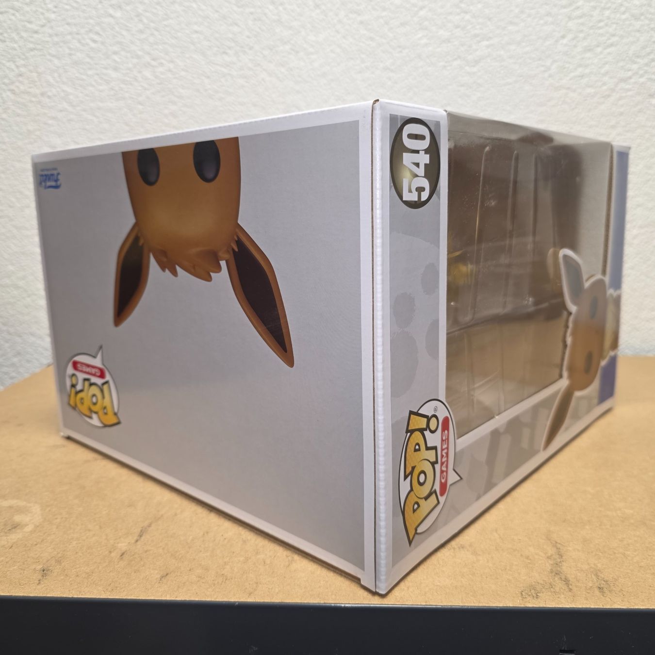 Funko Statuette: Funko Pop! Games Pokémon Eevee #540 – Usato da Düdingen venduto da Nerdworld 2