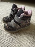 Schuhe Gr. 26