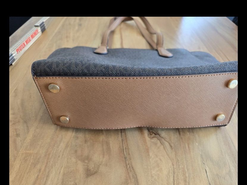 Borse da donna: Michael Korse Tasche – Usato da Oberentfelden venduto da ana_n7vf 3