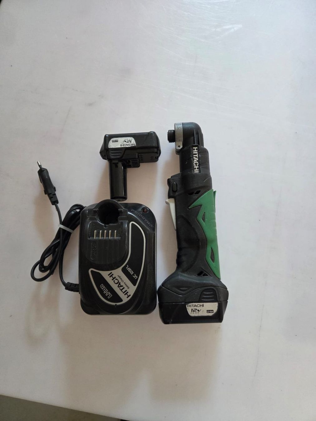 Hitachi Perceuses: Winkelbohrmaschine Hitachi – D'occasion à Niederurnen par Nidu48